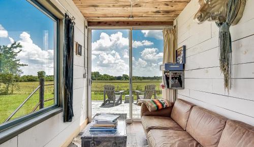 One-Bedroom House