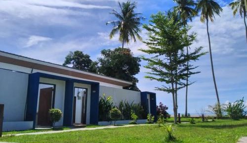 Deluxe Double or Twin Room with Pool View