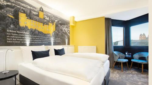 Superior Double or Twin Room with City View