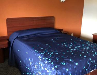 King Suite with Spa Bath