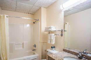 King Studio Suite with Jetted Tub - Non-Smoking