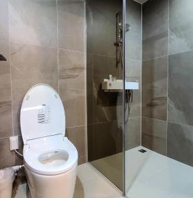 Deluxe Suite with Spa Bath