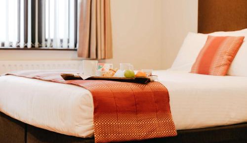 Small Double Room with Double Bed - Non-Smoking