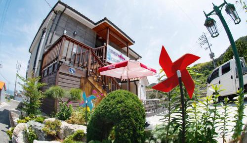 Three-Bedroom Townhouse