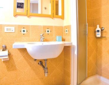 Apartment with Garden View