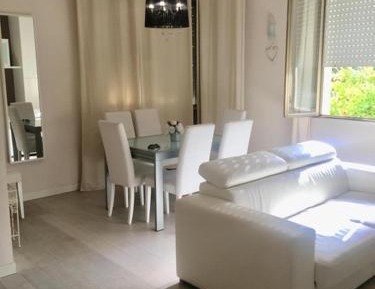 Two-Bedroom Apartment (6 Adults)