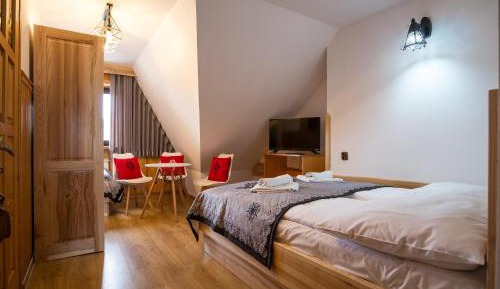 Triple Room with Private Bathroom