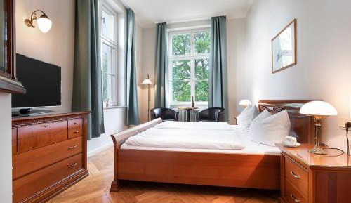 Double Room with Lake View