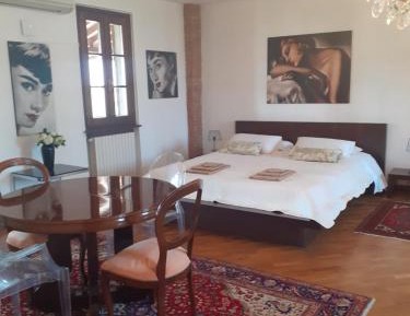 King Room with Garden View