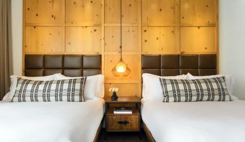 Queen Room with Two Queen Beds and Mobility Accessible Roll-In Shower