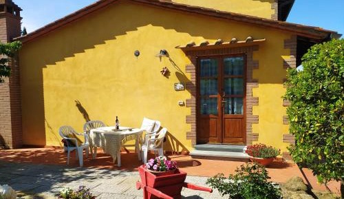 Apartment with Garden View
