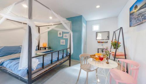 Single Room with Pool View