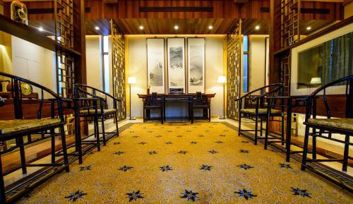 North Courtyard Deluxe Room