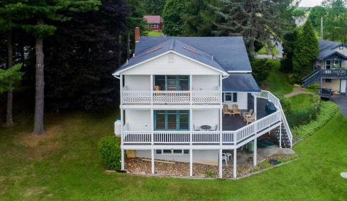 Three Bedroom holiday home 