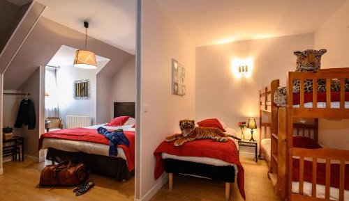 Deluxe Family Room
