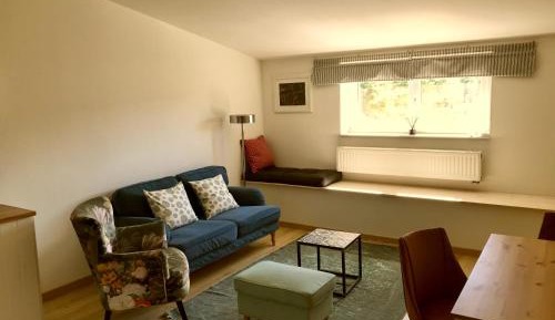 Apartment with Garden View