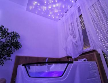 Double Room with Spa Bath