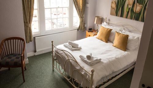 Deluxe Double Room with Shower
