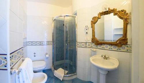 Double or Twin Room with Terrace