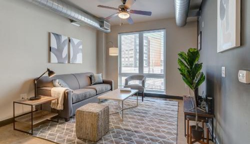 Two-Bedroom Apartment (Self Check-in with Virtual Front Desk)