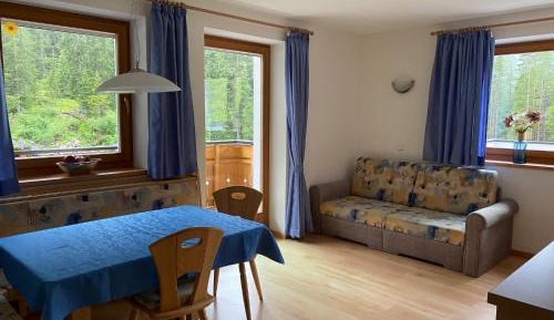 One-Bedroom Apartment with Balcony