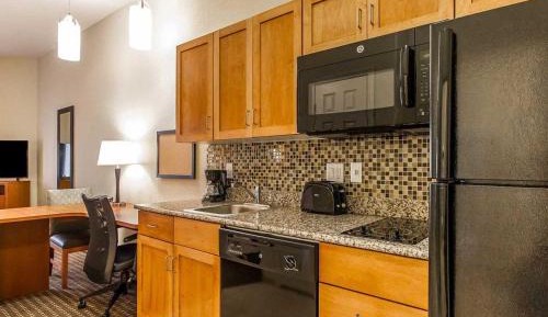 King Studio Suite - Mobility Access/Non-Smoking