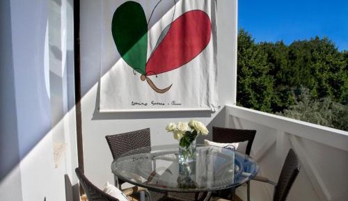 Standard One-Bedroom Apartment with Terrace