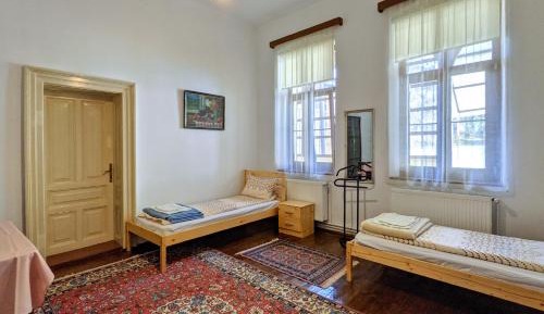 Triple Room with Shared Bathroom