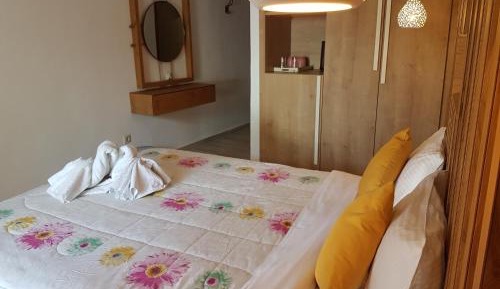 Double or Twin Room with Sea View