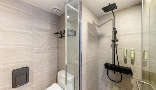 Queen Room with Sea View