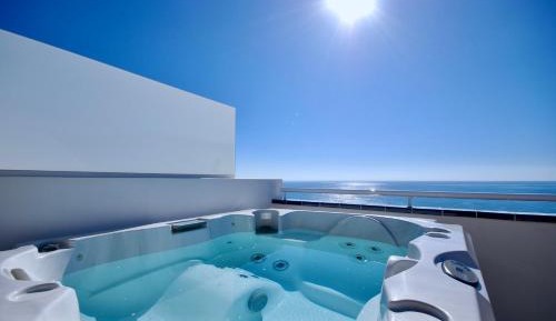 Apartment with Exterior Jacuzzi, Terrace and Sea View
