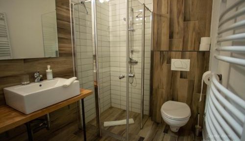 Triple Room with Private Bathroom