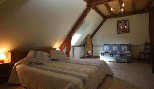 Two Connecting Double Rooms