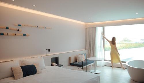 Twin Room with Pool View