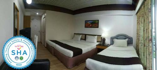 Triple Room