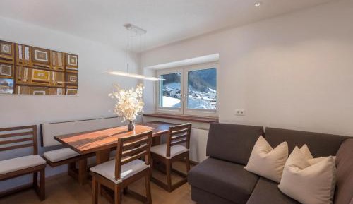 Three-Bedroom Superior Apartment