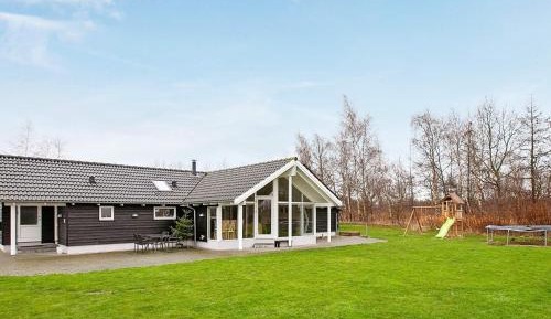 Four-Bedroom Holiday Home