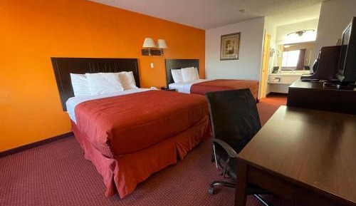 Queen Room with Two Queen Beds - Non-Smoking