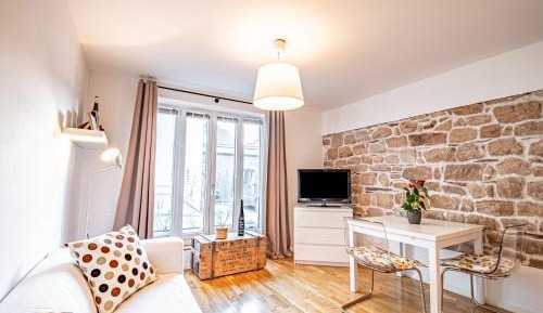 Apartment - Outbuilding