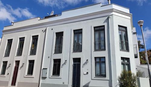 Two-Bedroom Villa with Hot Tub - 9b Loader Street