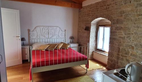 Deluxe Double Room with Side Sea View