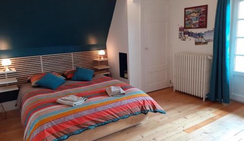 Family Room with Garden View