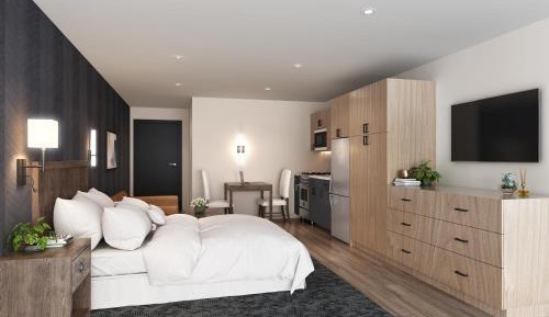 Newly Renovated Suite (Handicap)