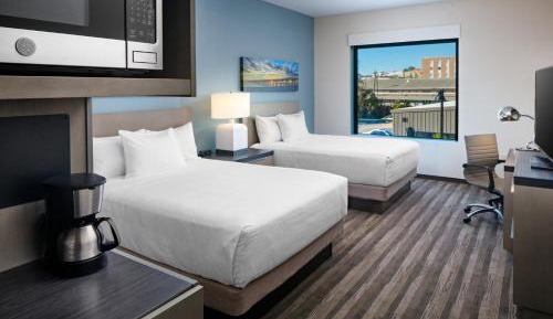 Queen Room with Accessible Tub - Disability Access