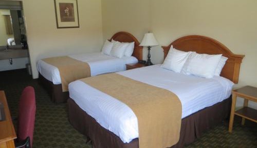 Double Queen Courtyard