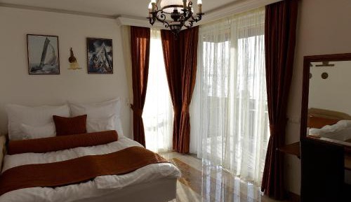 Double Room with Lake View