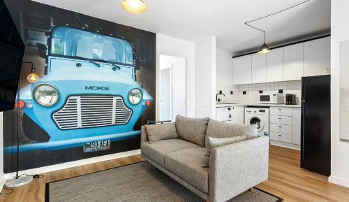 One-Bedroom Apartment