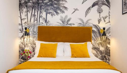 Double Room with Private External Bathroom