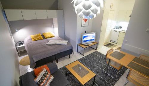 One-Bedroom Apartment