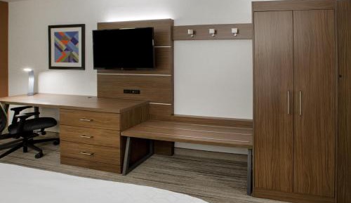 Standard Queen Room with Two Queen Beds